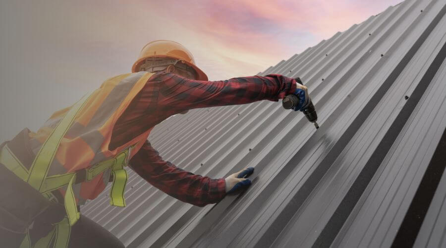 Professional gutter cleaning in Emerado, ND